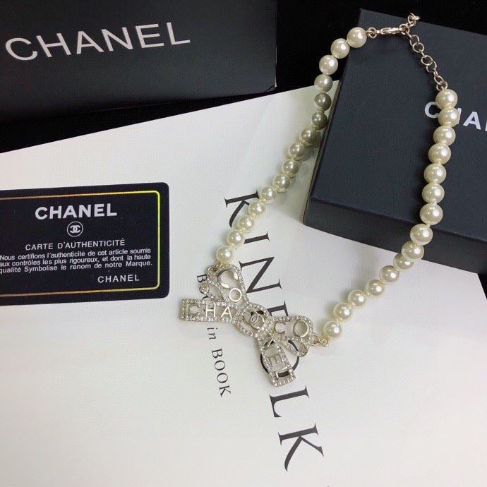 Chanel Necklaces